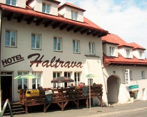 Hotel Haltrava Klenci pod Cerchovem Екстериор снимка